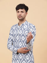 Men White And Grey Ikat Printed Kurta