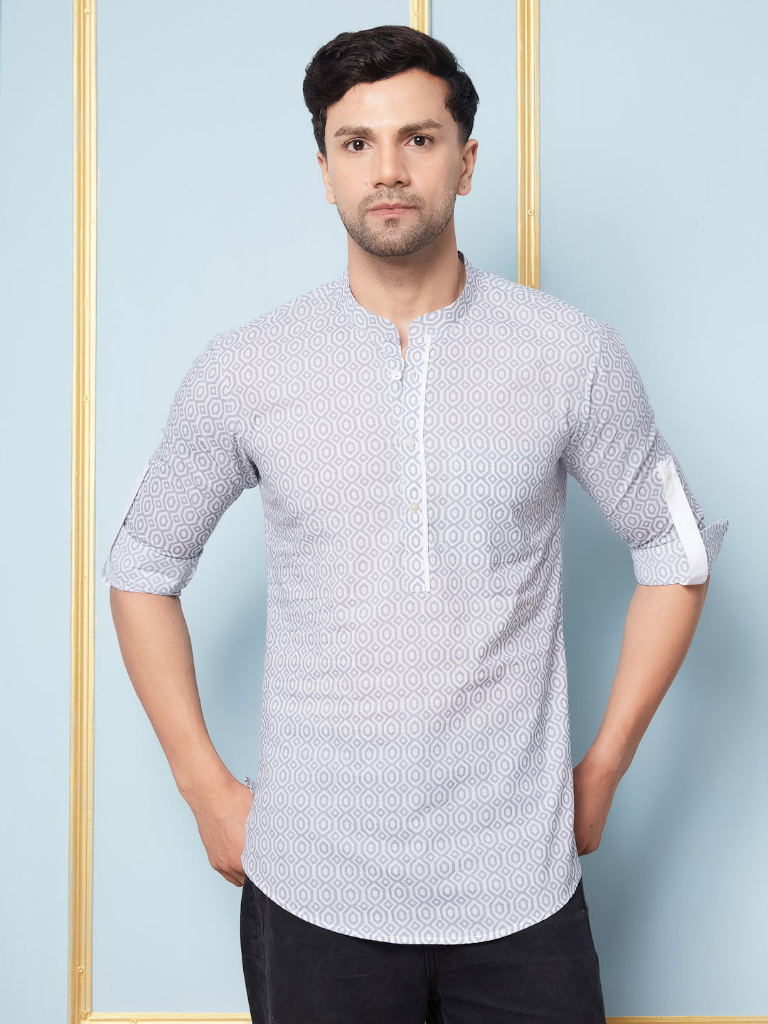 Men Grey & White Printed Cotton Short Kurta