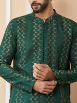 Green Embroidered Thread Work Sequin Chanderi Silk Straight Kurta