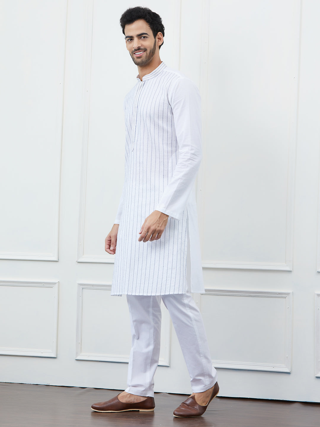 Men White Cotton Blue Thread Work & Sequince Kurta