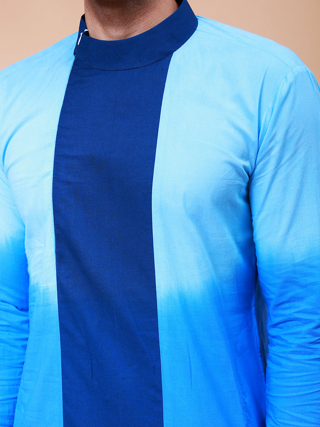 Men Off White And Blue Ombre Dyed Pure Cotton Kurta