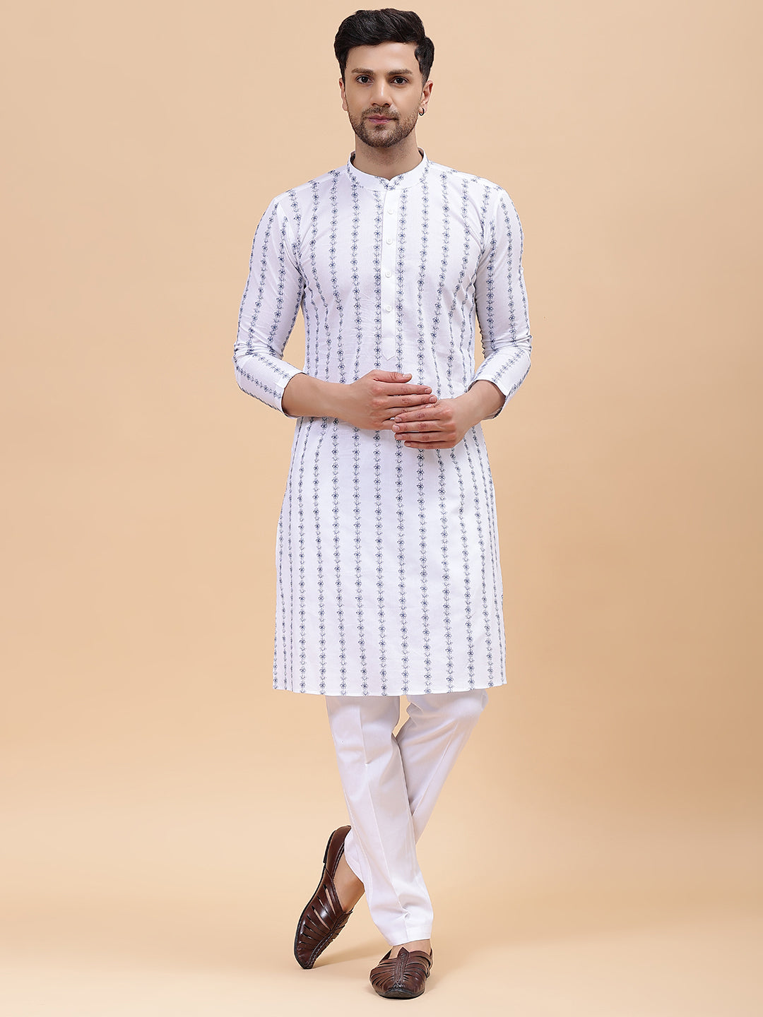Men White & Blue Pure Cotton Embroidered Straight Kurta