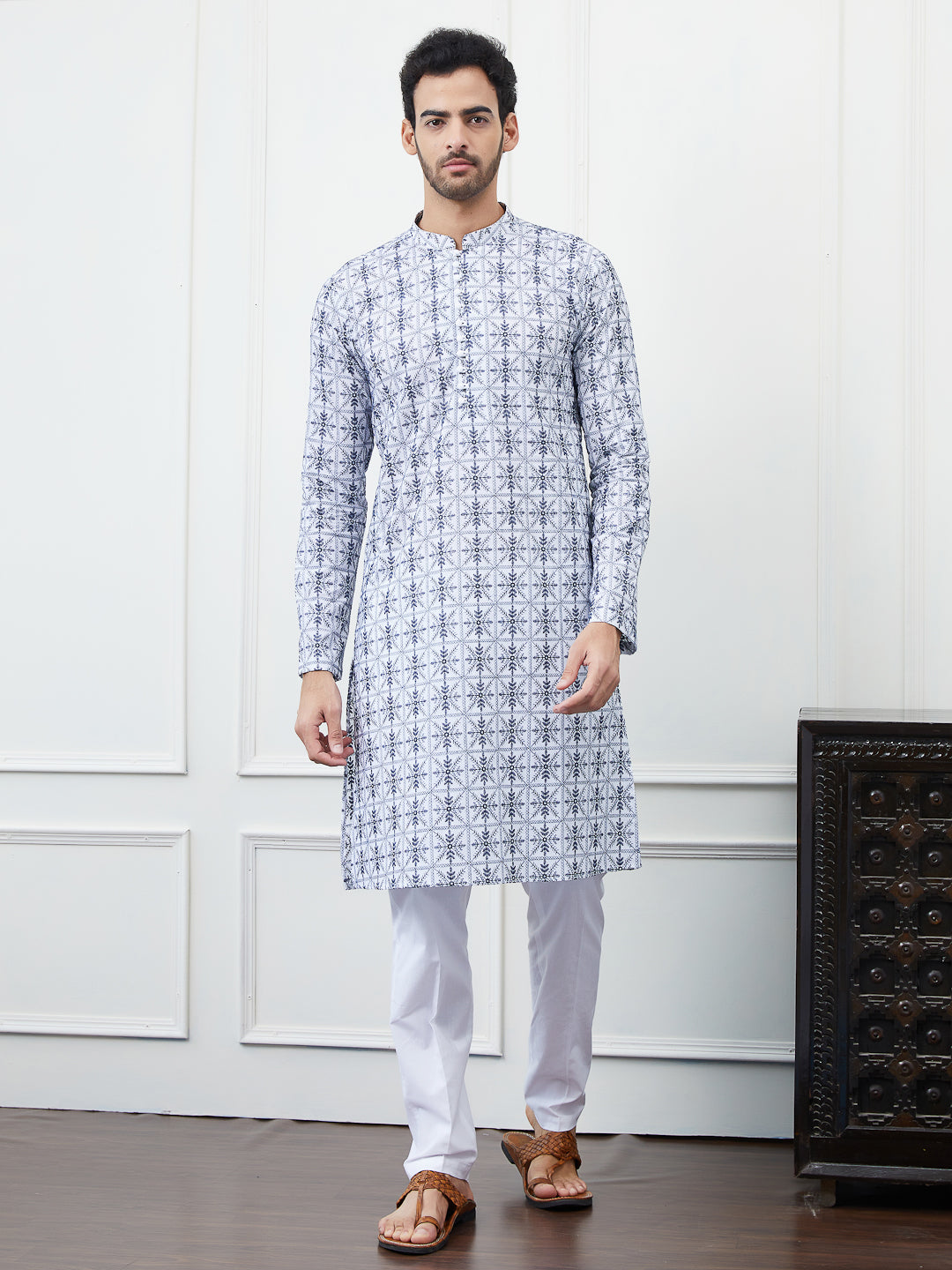 Men Cream And Blue Chikankari Embroidered Cotton Kurta