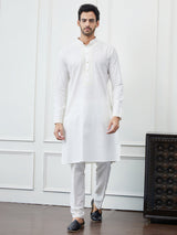 Men White Solid Yoke Design Embroidery Cotton Kurta