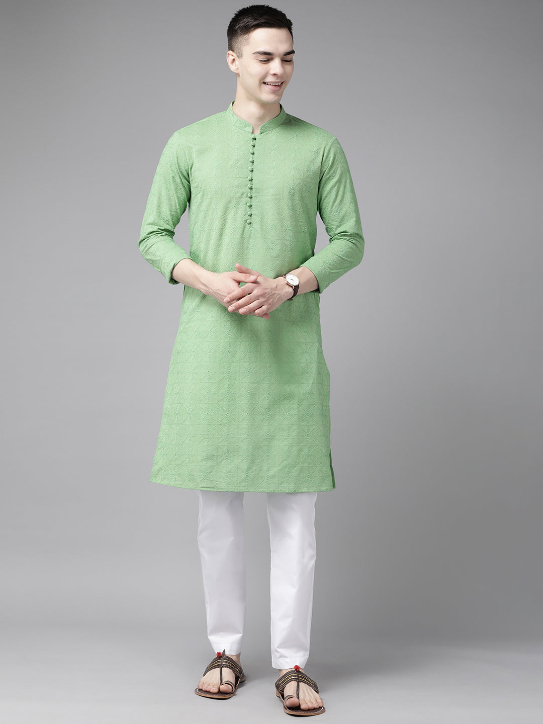 Riwaat.com Men Green Pure Cotton Chikankari Embroidered Straight Kurta With Pajama Riwaat Chikankari Cotton Embroidered Mehendi