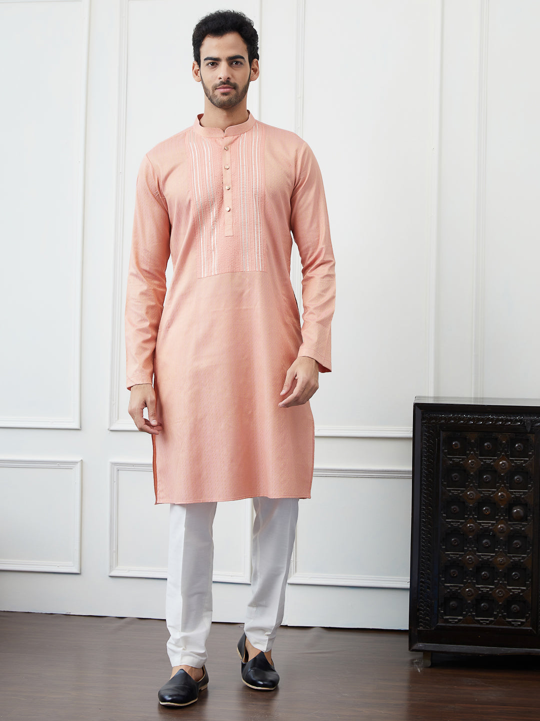 Riwaat.com Men Peach & Gold Thread Work Cotton Kurta Riwaat Thread Work