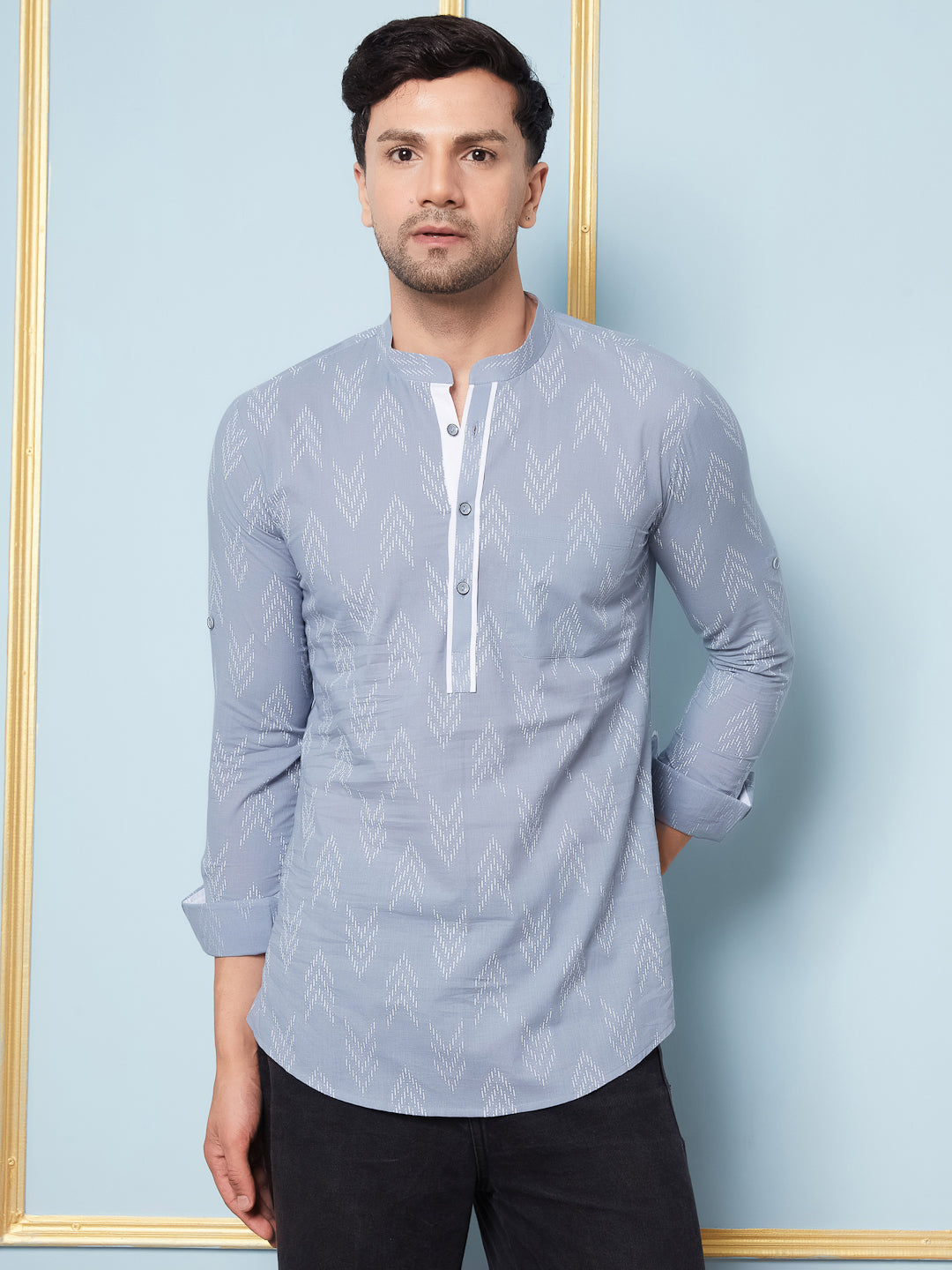 Men Grey & White Printed Cotton Short Kurta