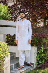 Men White Chikankari Embroidered Straight Kurta