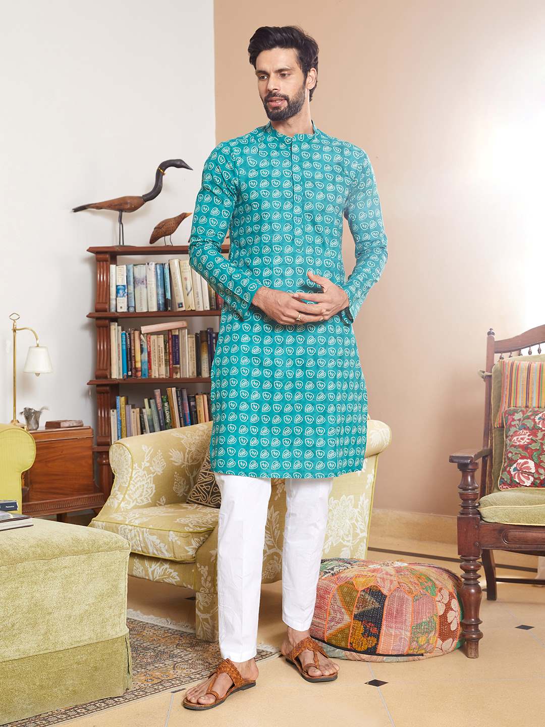 Men Sea Green And White Cotton Leaf Print Straight Kurta With Pajama