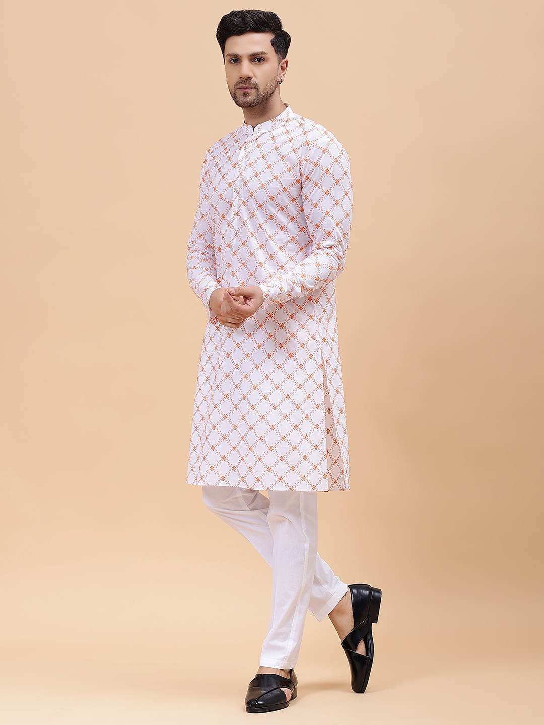 Men White & Orange Pure Cotton Embroidered Straight Kurta