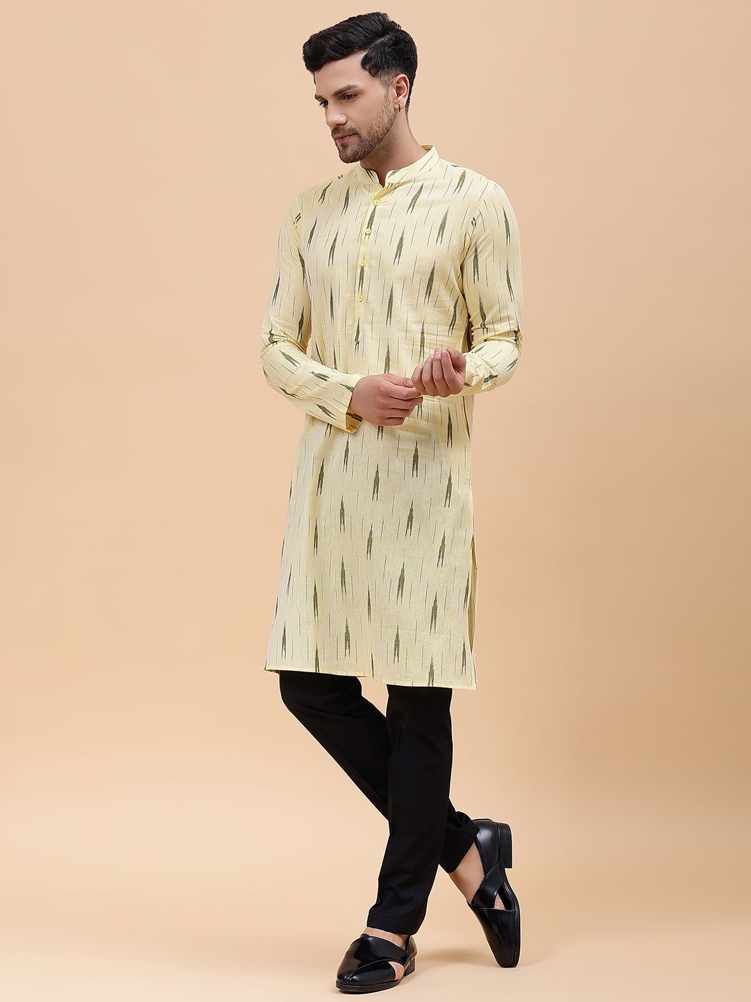 Men Cream & Green Pure Cotton Printed Straight Kurta