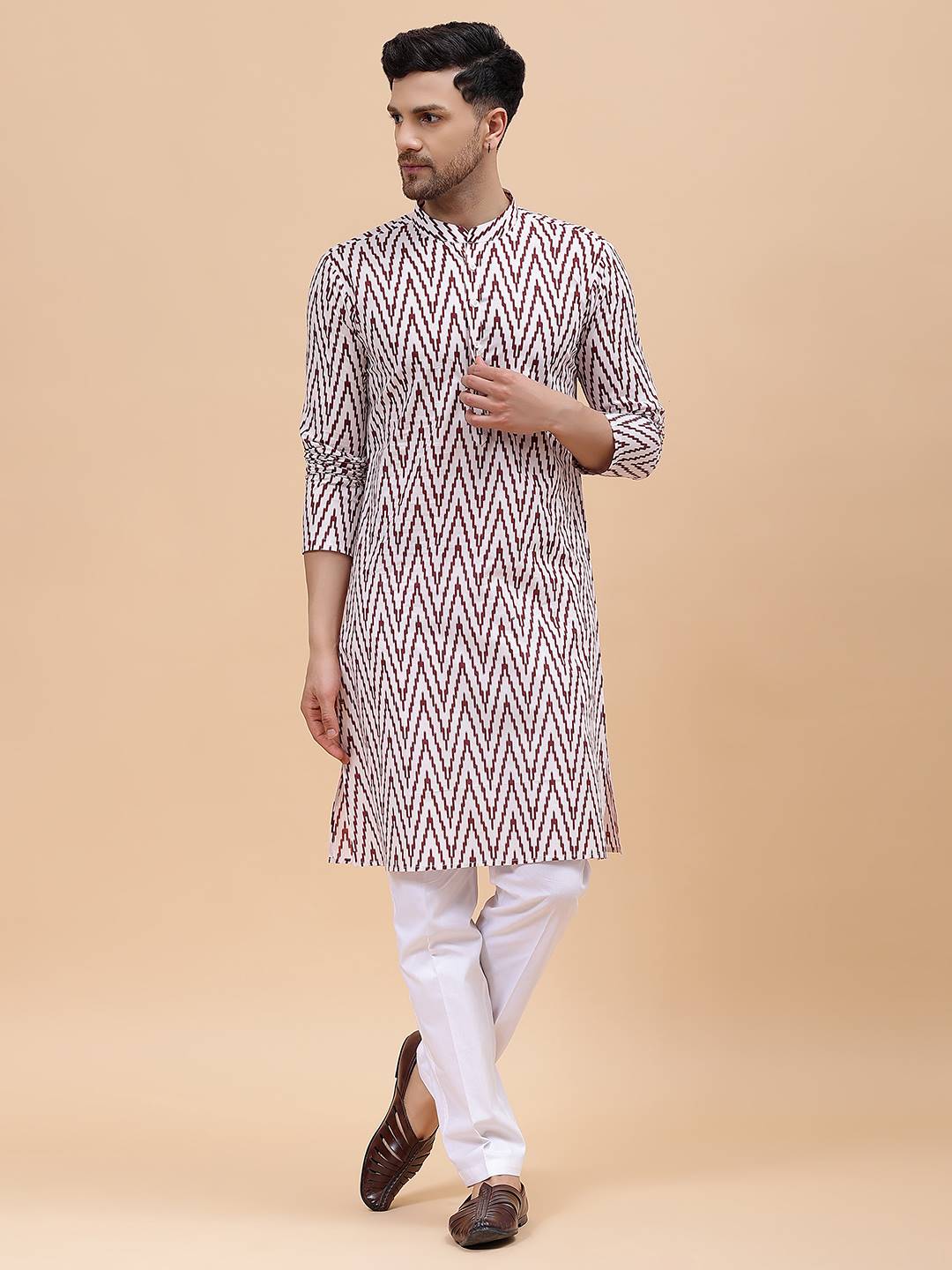 Men Off White & Maroon Pure Cotton Printed Straight Kurta