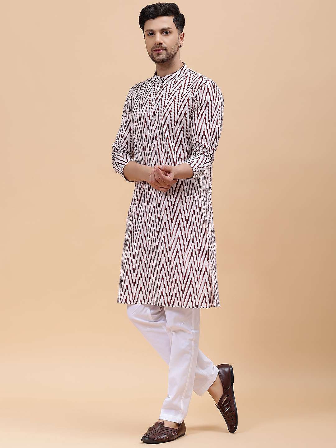 Men Off White & Maroon Pure Cotton Printed Straight Kurta