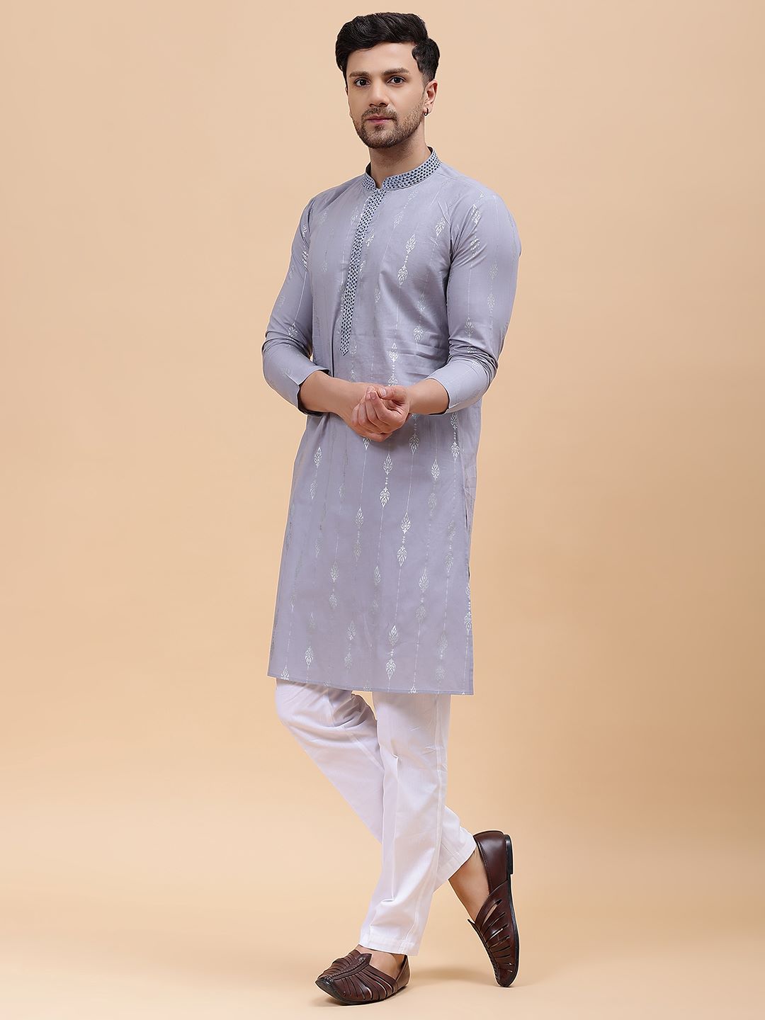 Men Grey & Blue Pure Cotton Embroidered Straight Kurta