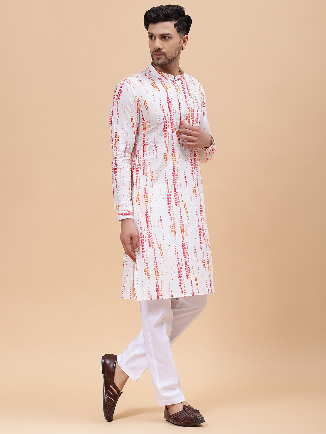 Men White & Pink Pure Cotton Printed Straight Kurta With Pajama