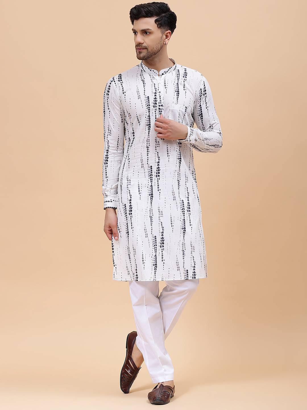 Men White & Grey Monochrome Pure Cotton Printed Straight Kurta