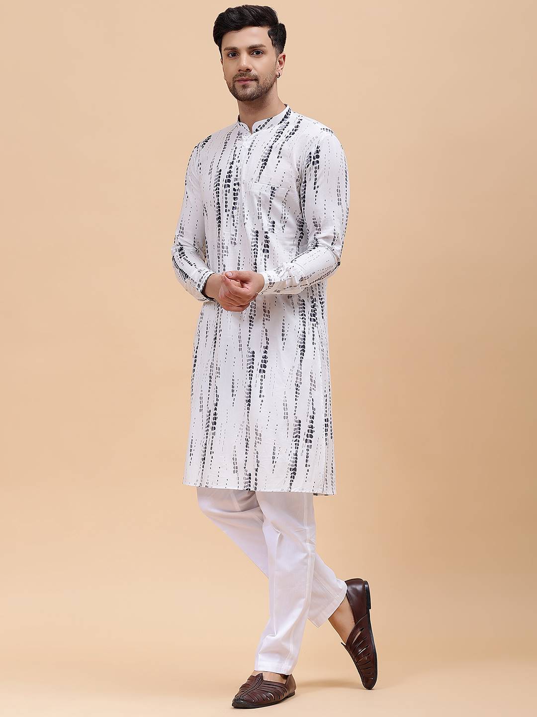 Men White & Grey Monochrome Pure Cotton Printed Straight Kurta