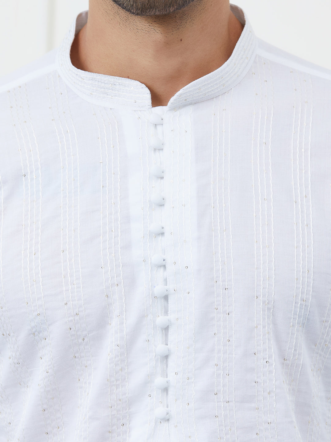 Men White Cotton Thread Work & Sequinses Kurta With Pyjama