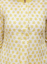 Women Yellow And White Floral Printed Cotton Kurti