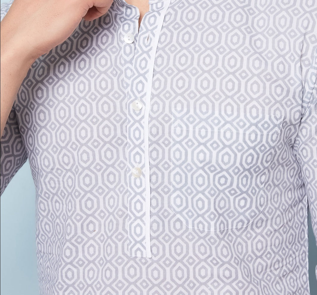 Men Grey & White Geometric Printed Cotton Short Kurta