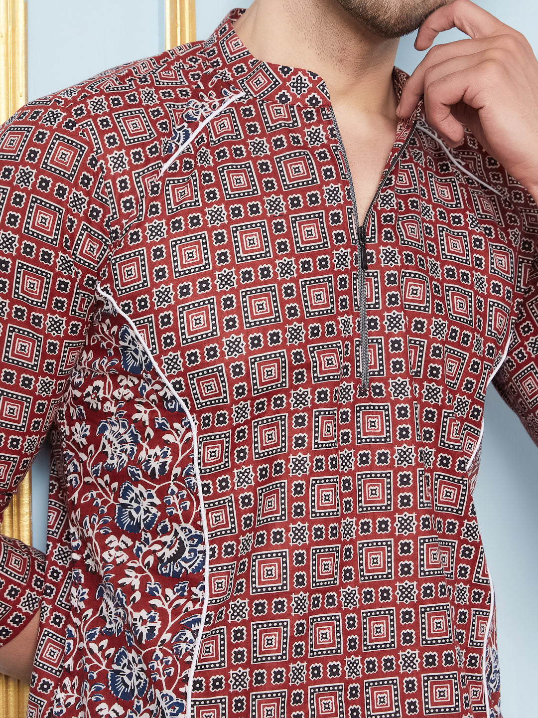 Men Maroon And Black Printed Kurta