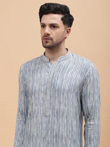 Men Off White & Grey Pure Cotton Embroidered Straight Kurta With pyjama