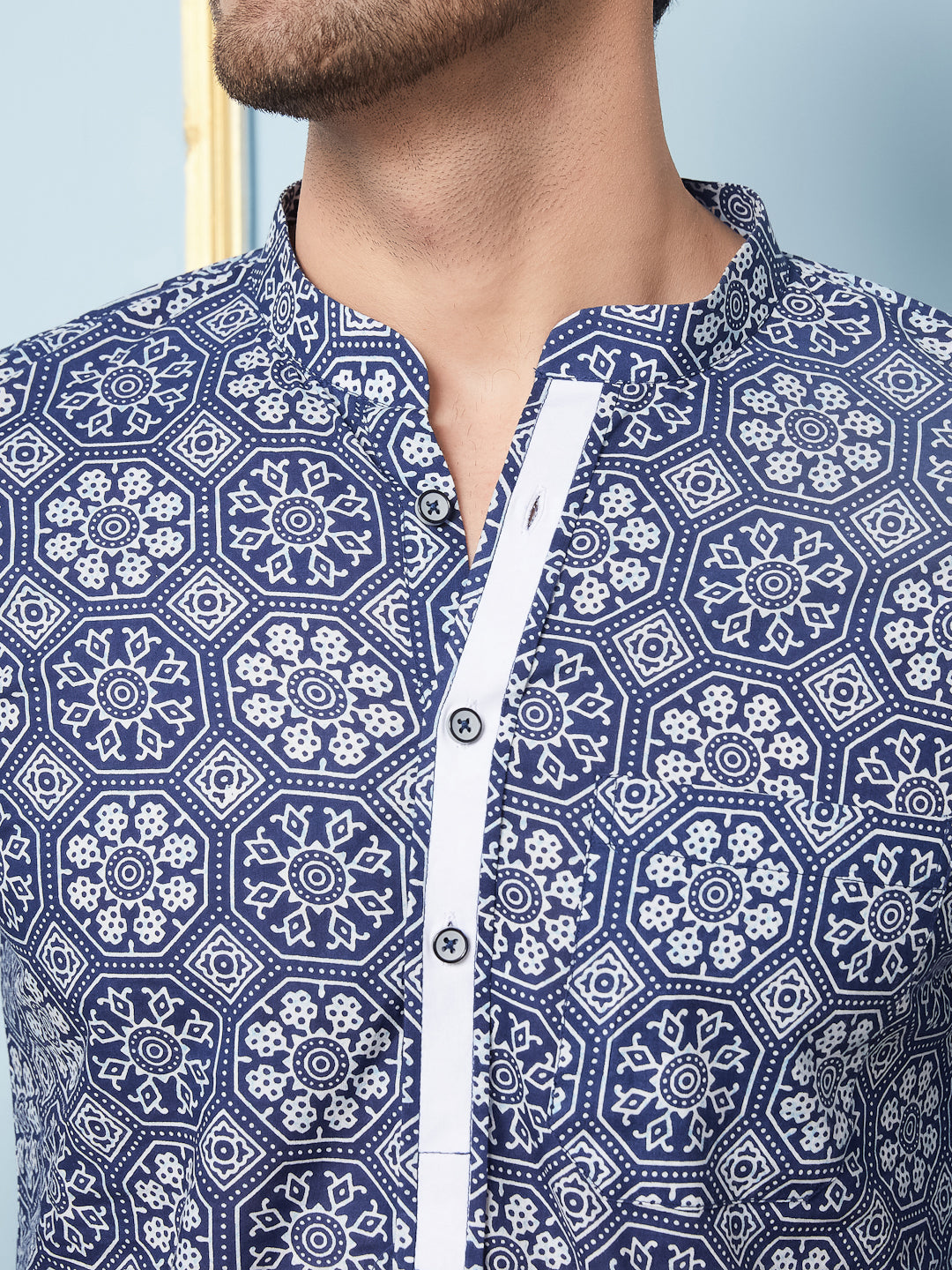 Men Blue & White Indigo Printed Cotton Short Kurta