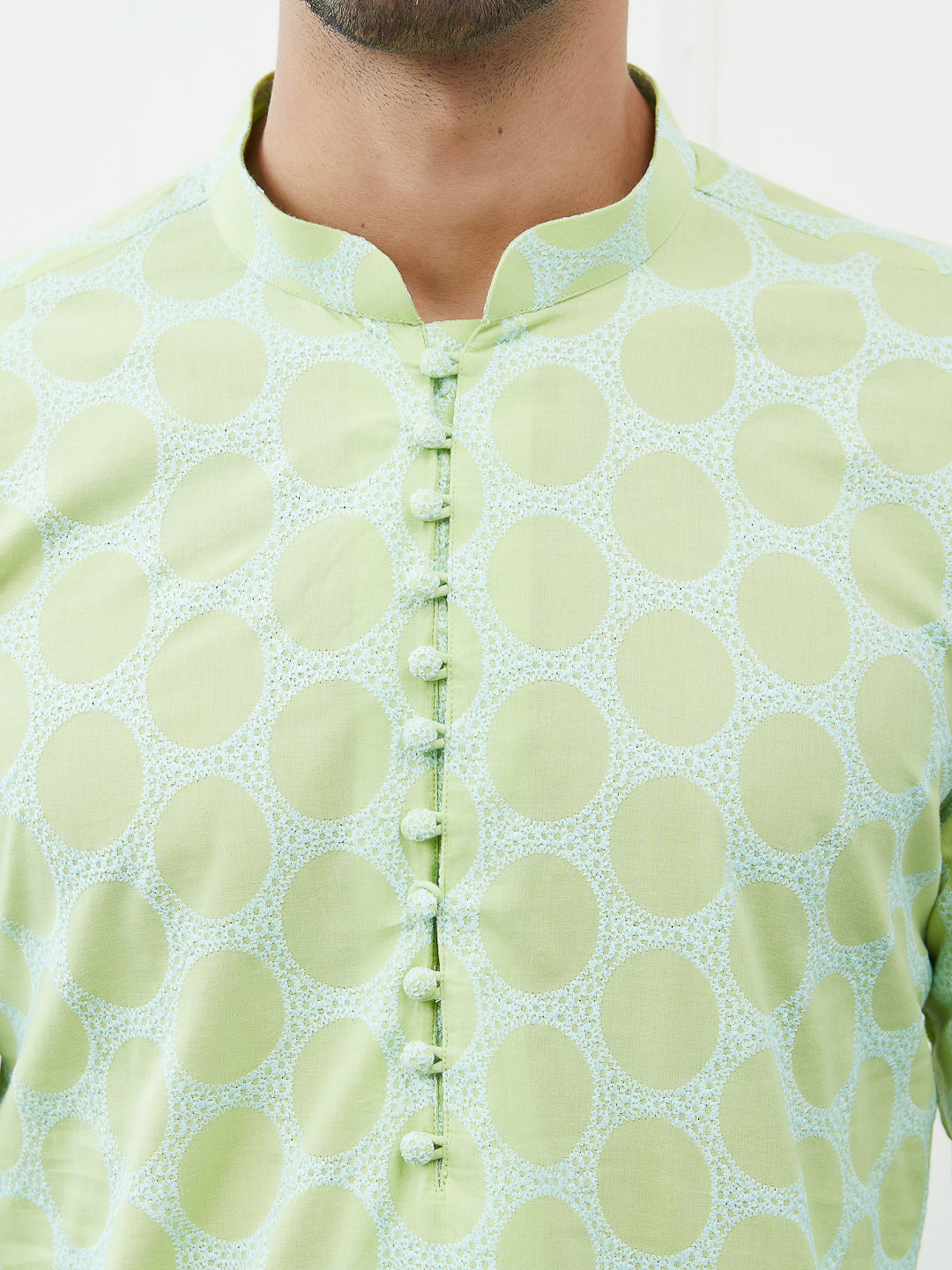 Men Green And White Embroidered Cotton Kurta