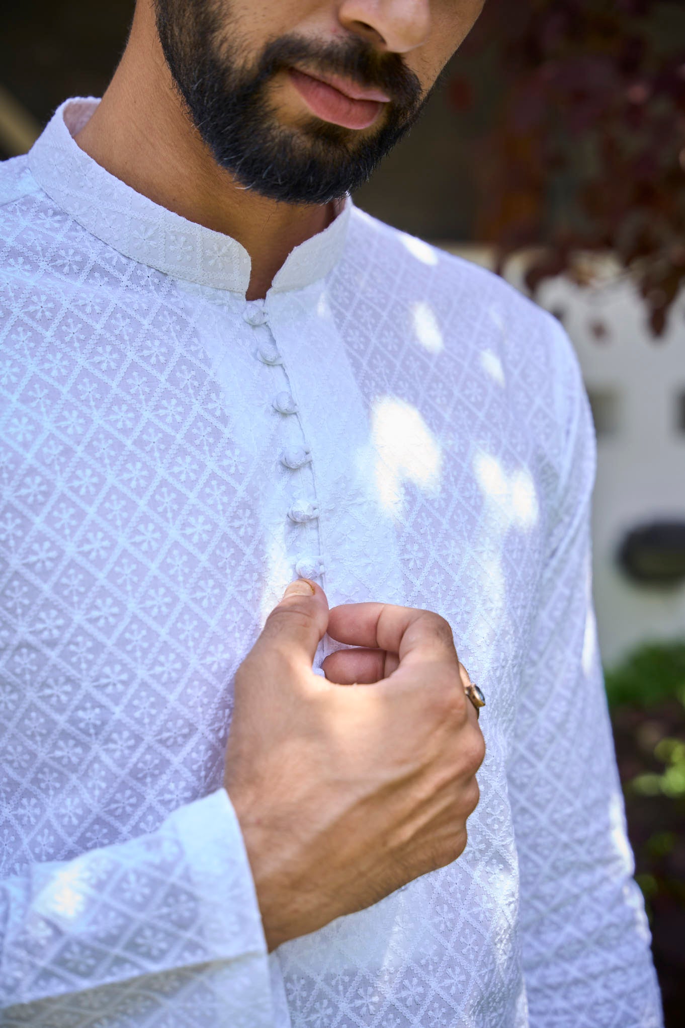 Men White Chikankari Embroidered Straight Kurta