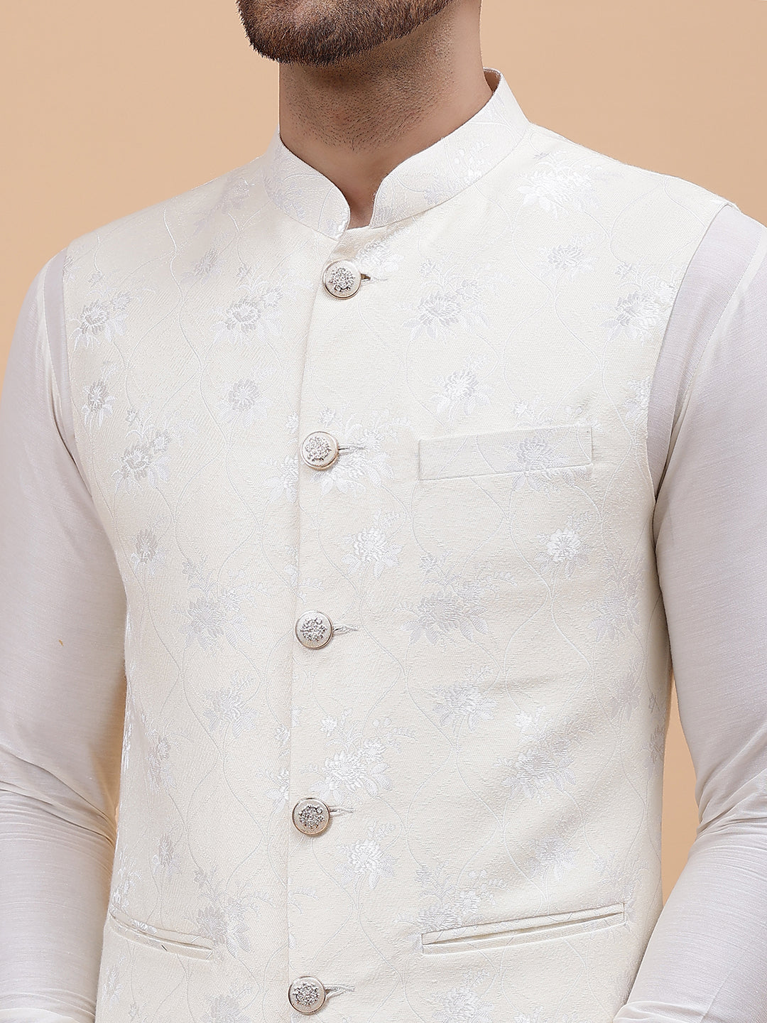 Men Off White Kurta Pajama & Subtle Woven Floral Pattern Jacquard Nehru jacket