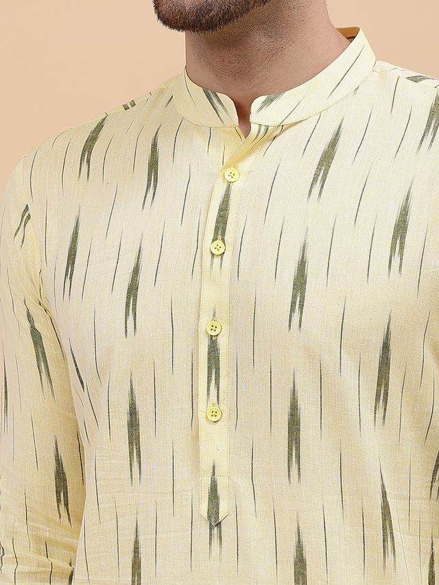Men Cream & Green Pure Cotton Printed Straight Kurta With pyjama