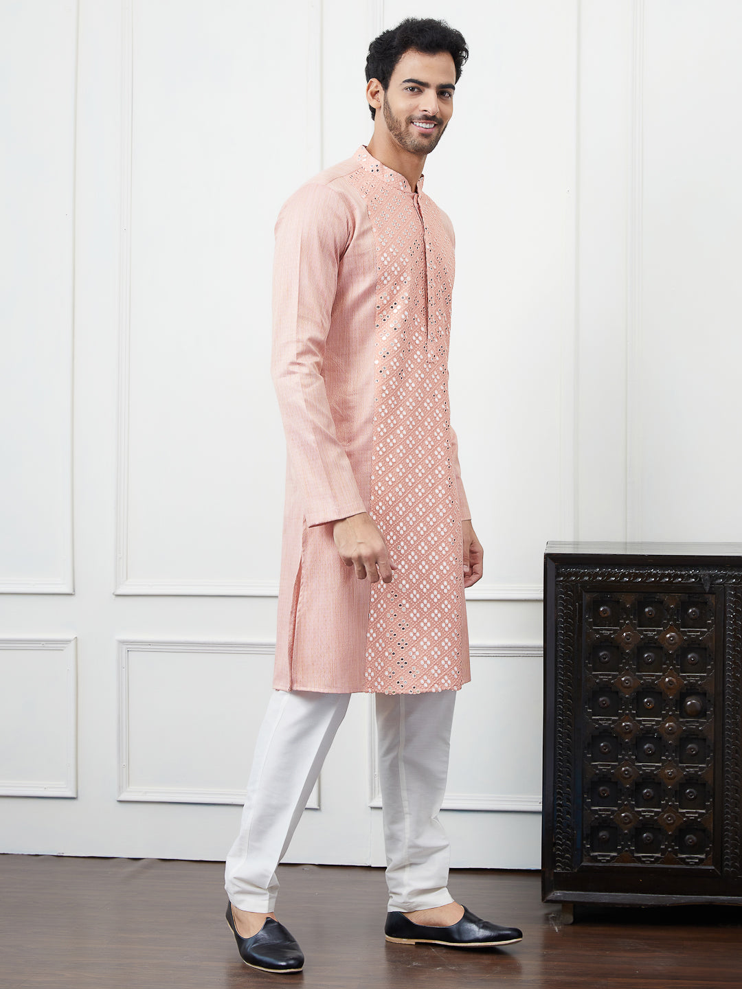 Riwaat.com Men Pink Sequence Mirror Work Cotton Kurta Riwaat Printed Sequin Work