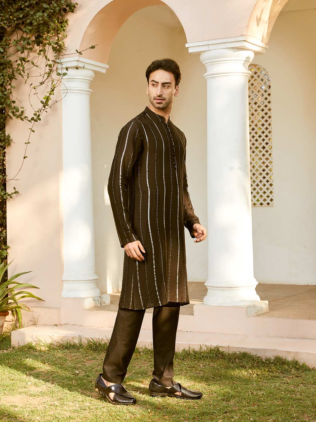 Men Black And Gold Chanderi Silk Sequins Kurta With Pajama