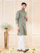 Green Ethnic Motifs Silk Jacquard Woven Design Straight Kurta with Pyjama