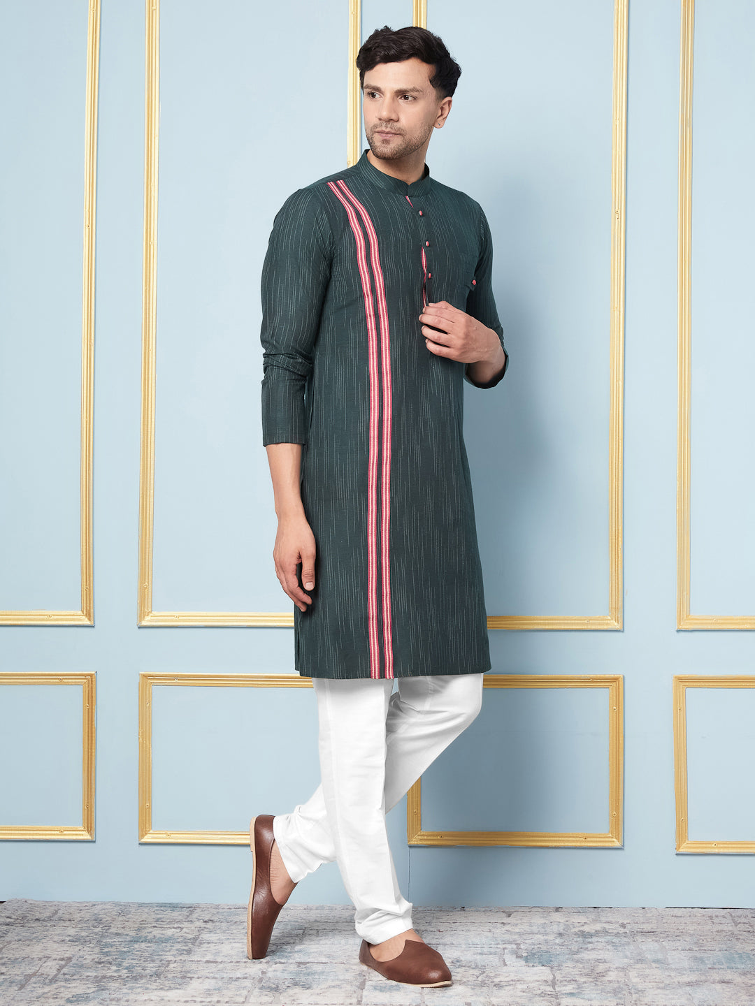 Men Green and White Weaving Design Kurta With pyjama