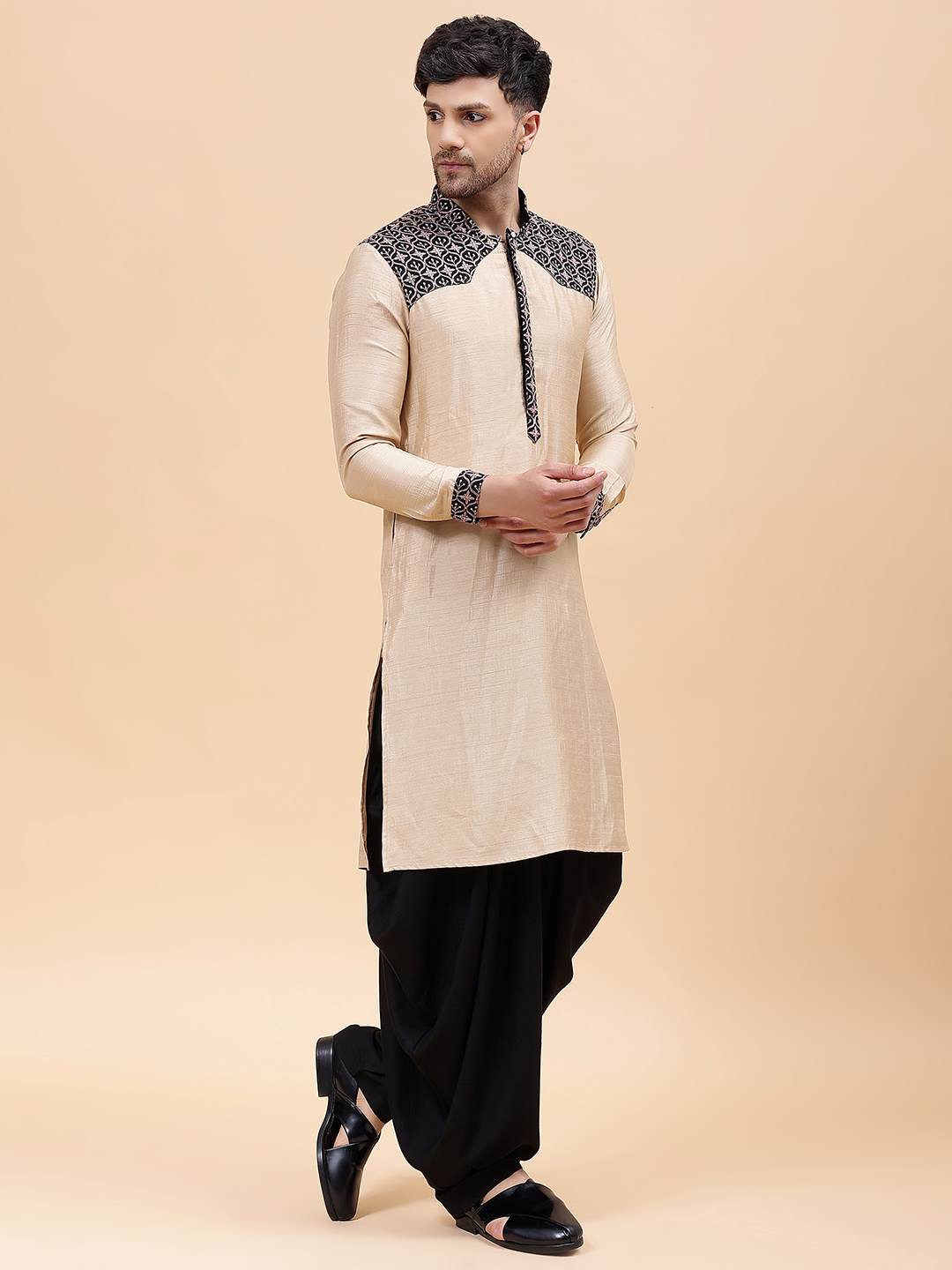 Men Gold & Black Silk Woven Design Straight Kurta