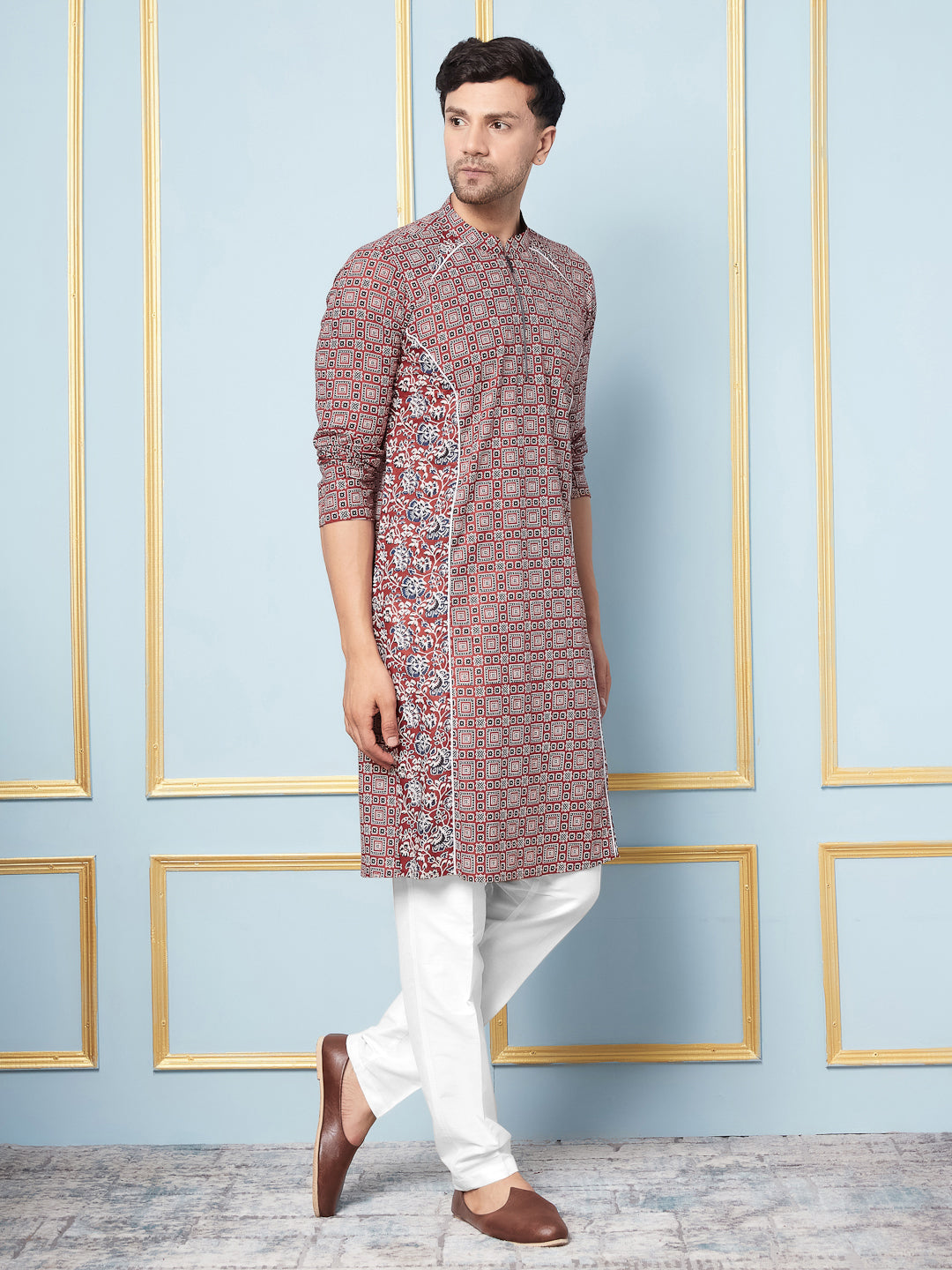 Men Maroon and Black Printed Kurta With pyjama
