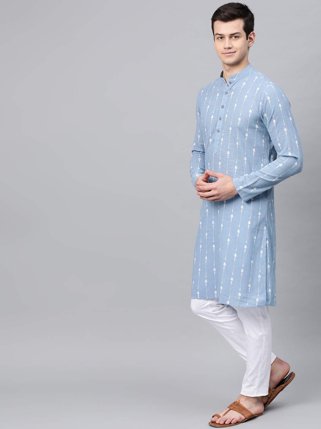 Men Blue & White Printed Straight Kurta With Pajama