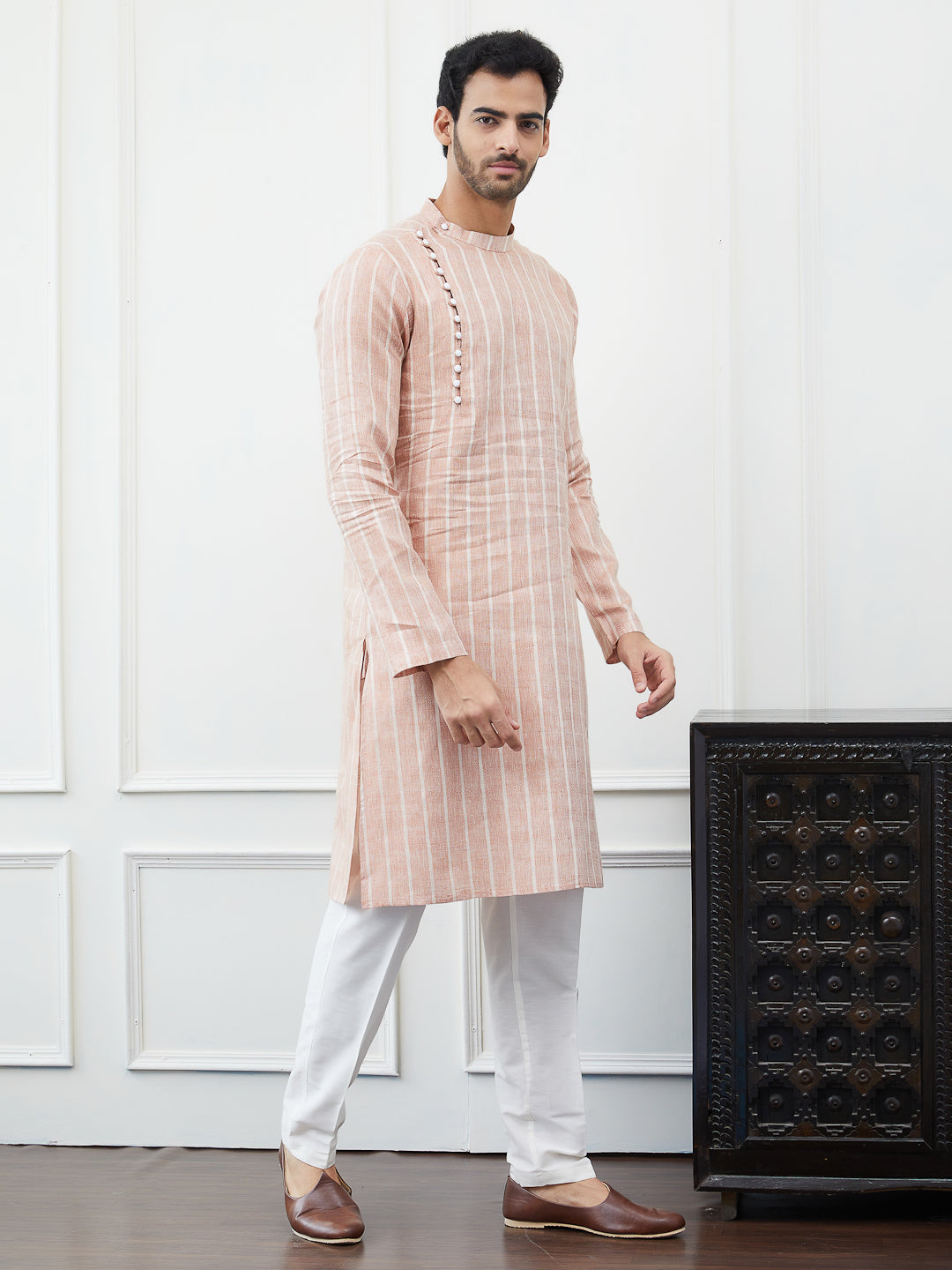 Men Peach Thread Work Cotton Kurta Set