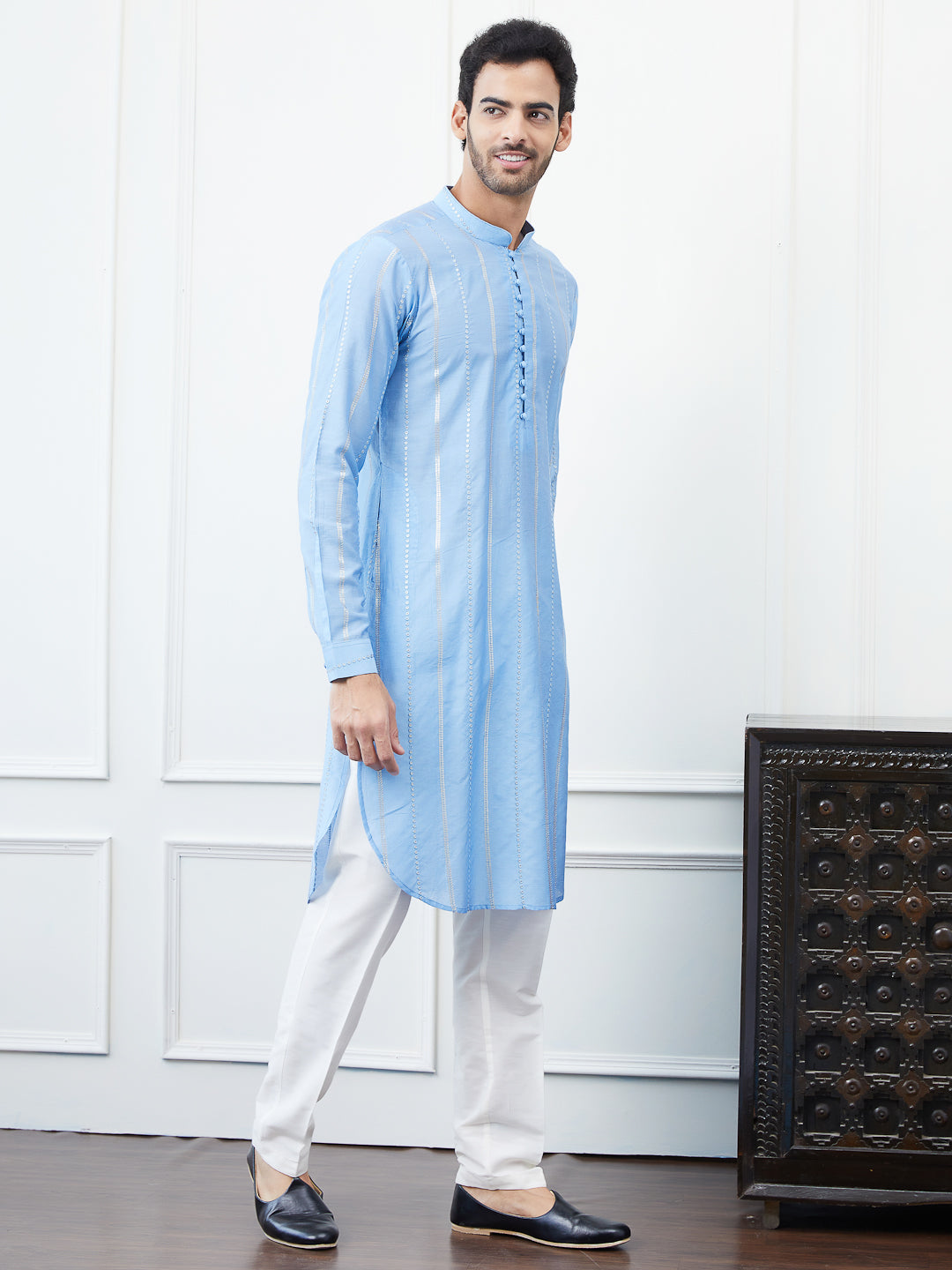 Men Turquoise Blue Sequince Cotton Kurta