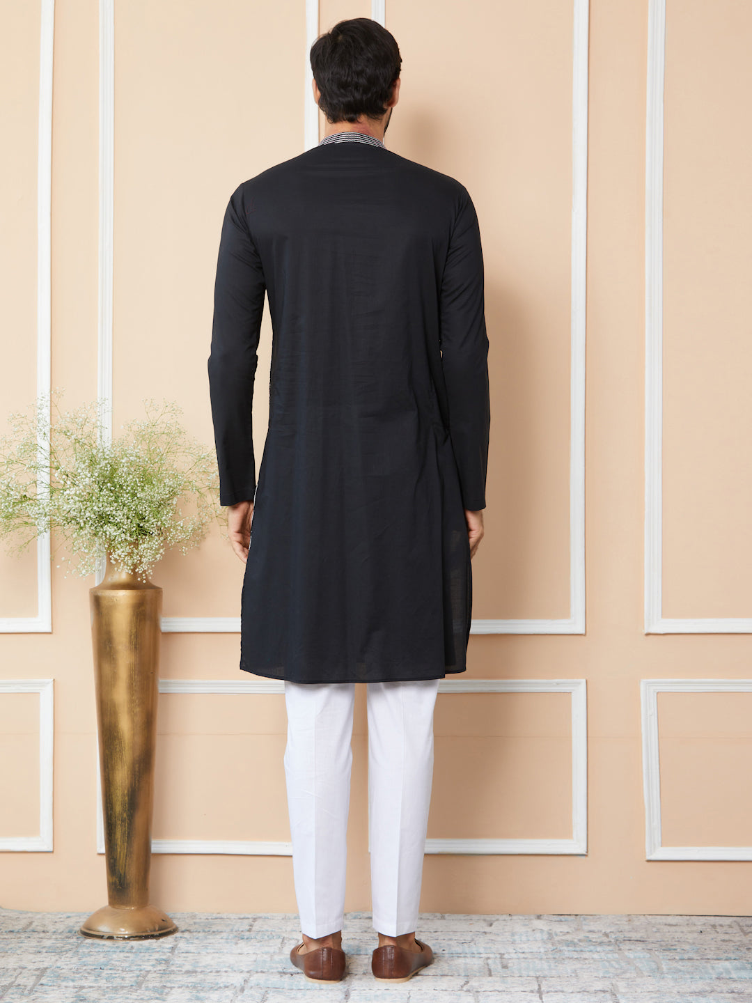 Black Thread & Sequins Worked Pure Cotton Straight Kurta with Pyjama
