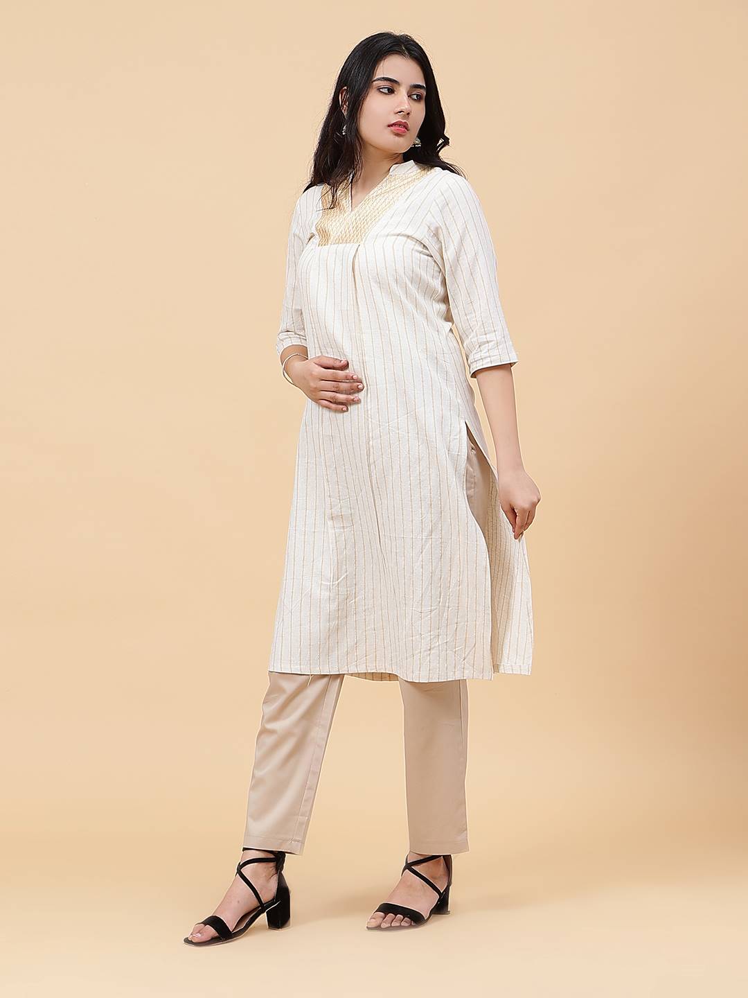 Women Off White And Gold Stripe Thread Work Yoke Design Cotton Kurti