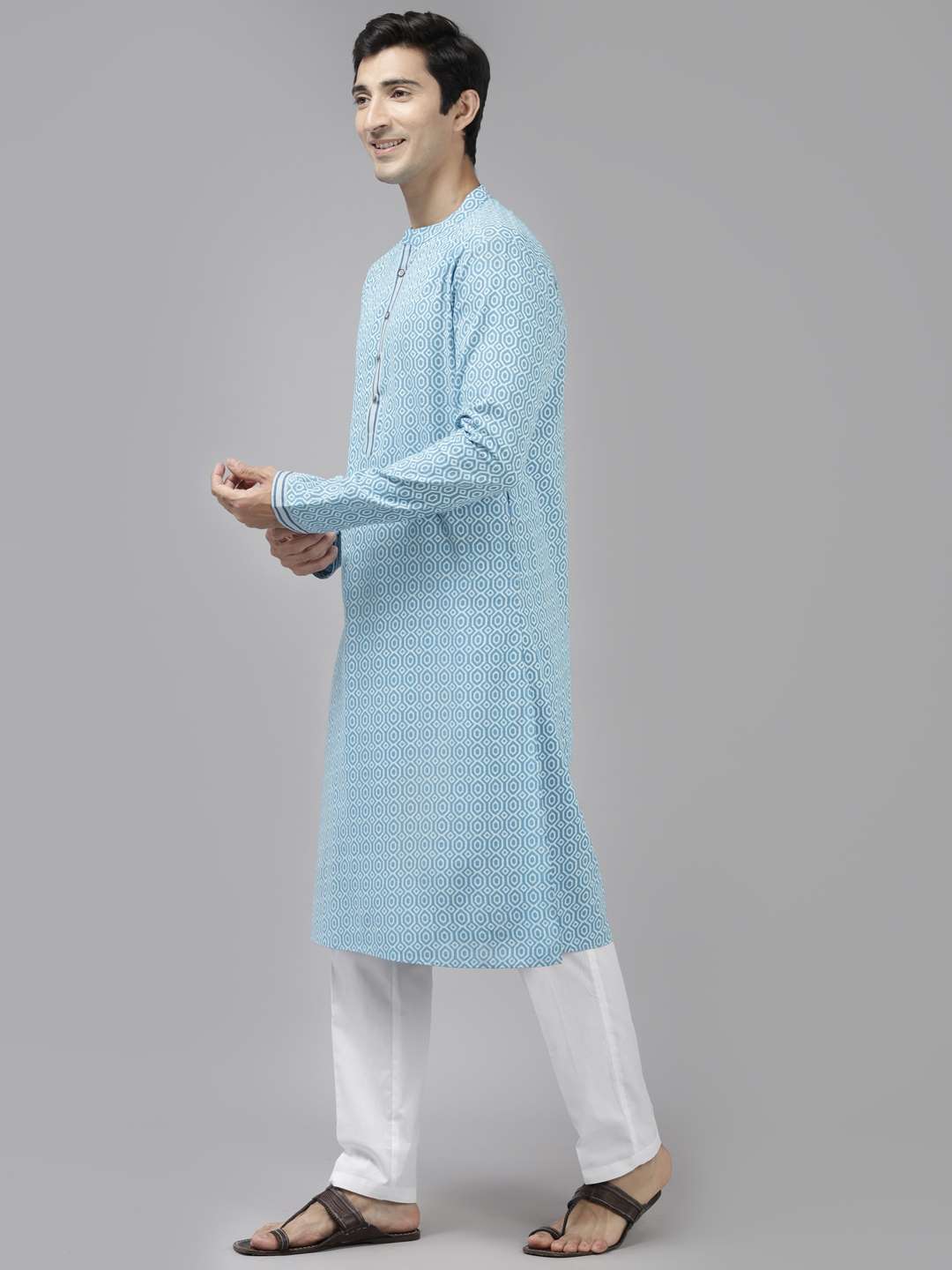 Men Blue & White Sapphire Printed Straight Kurta With Pajama