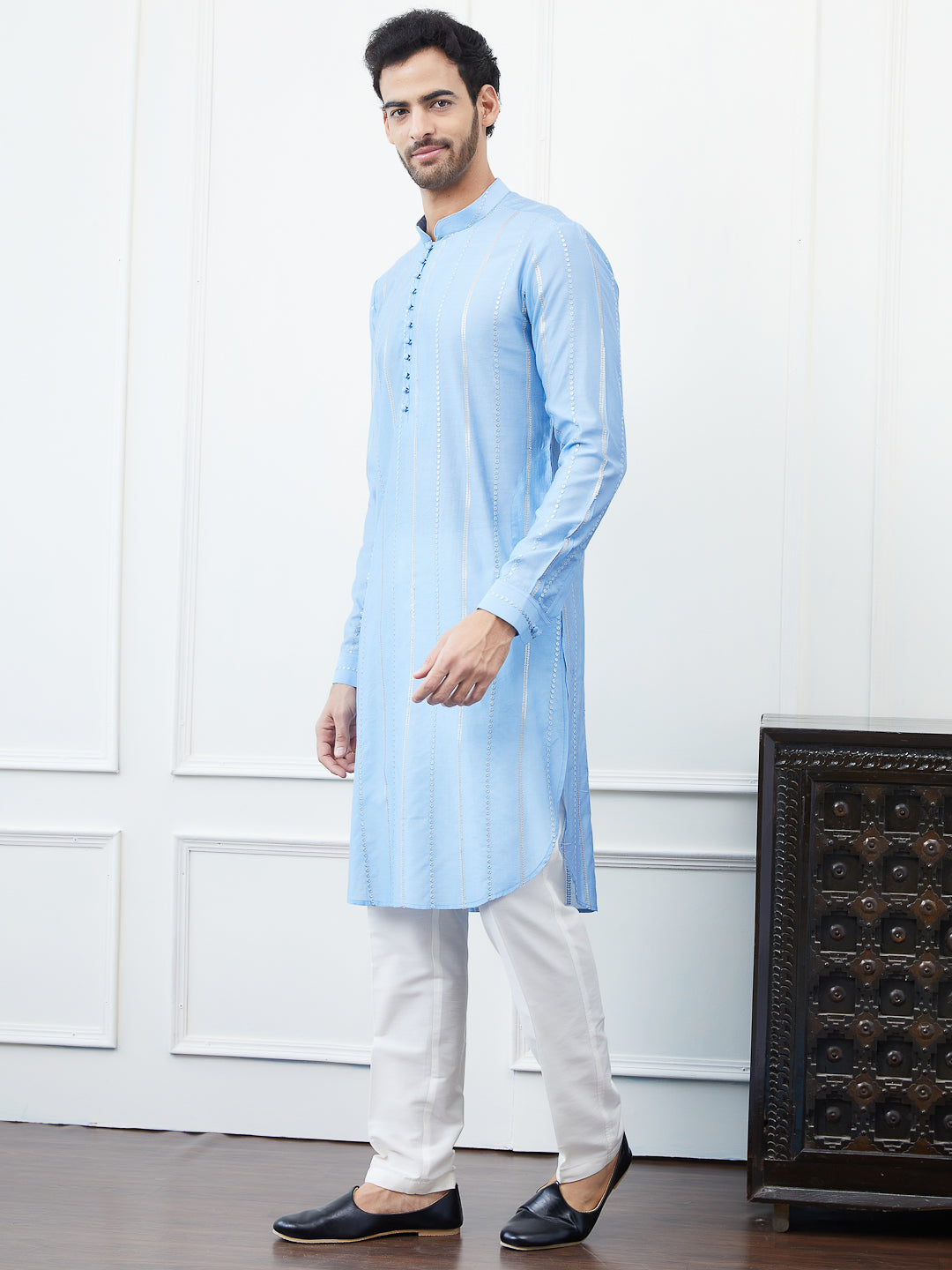 Men Turquoise Blue Sequince Cotton Kurta