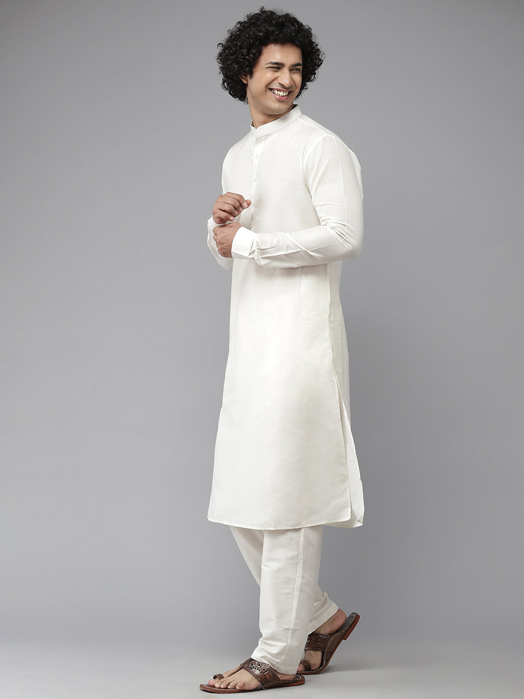 Men Elegant White Cotton Silk Straight Kurta With Pajama