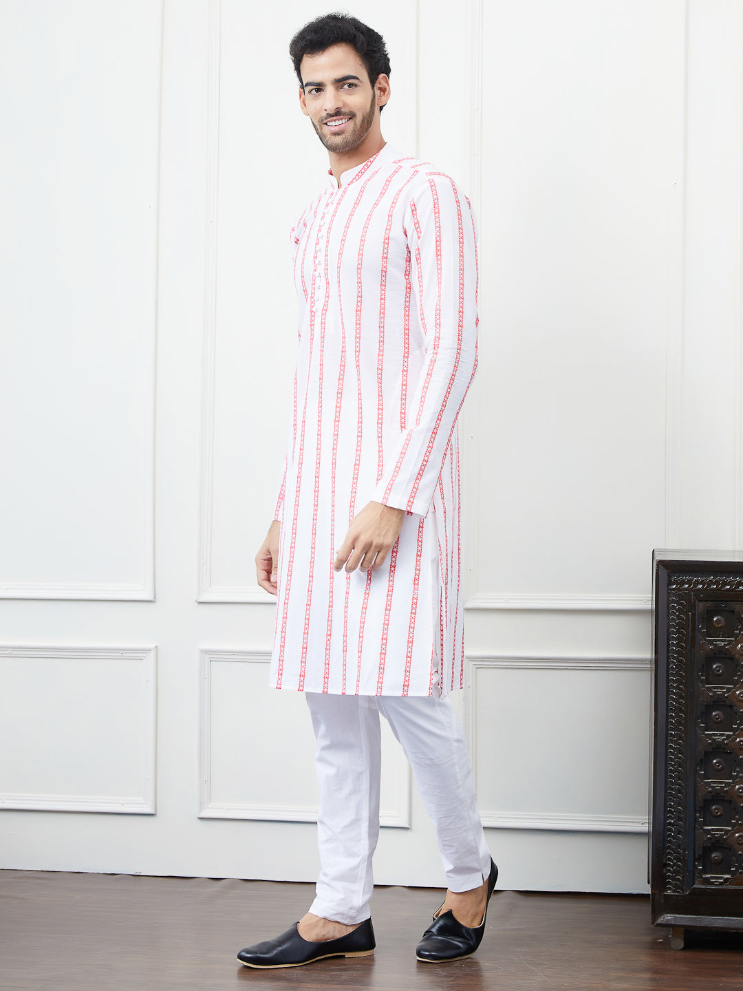 Men White And Orange Chikankari Embroidered Cotton Kurta