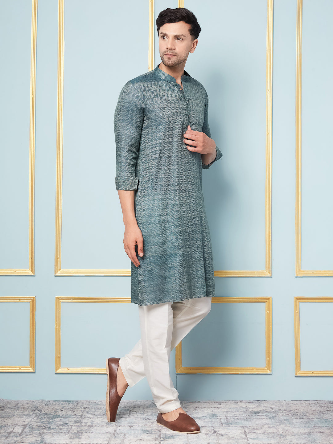 Men Green & Gold Woven Design Thread Work Kurta With Pajama