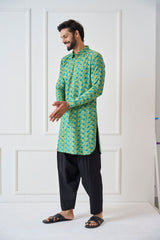 Men Green Regular Pure Cotton Pathani Kurta With Black Salwar