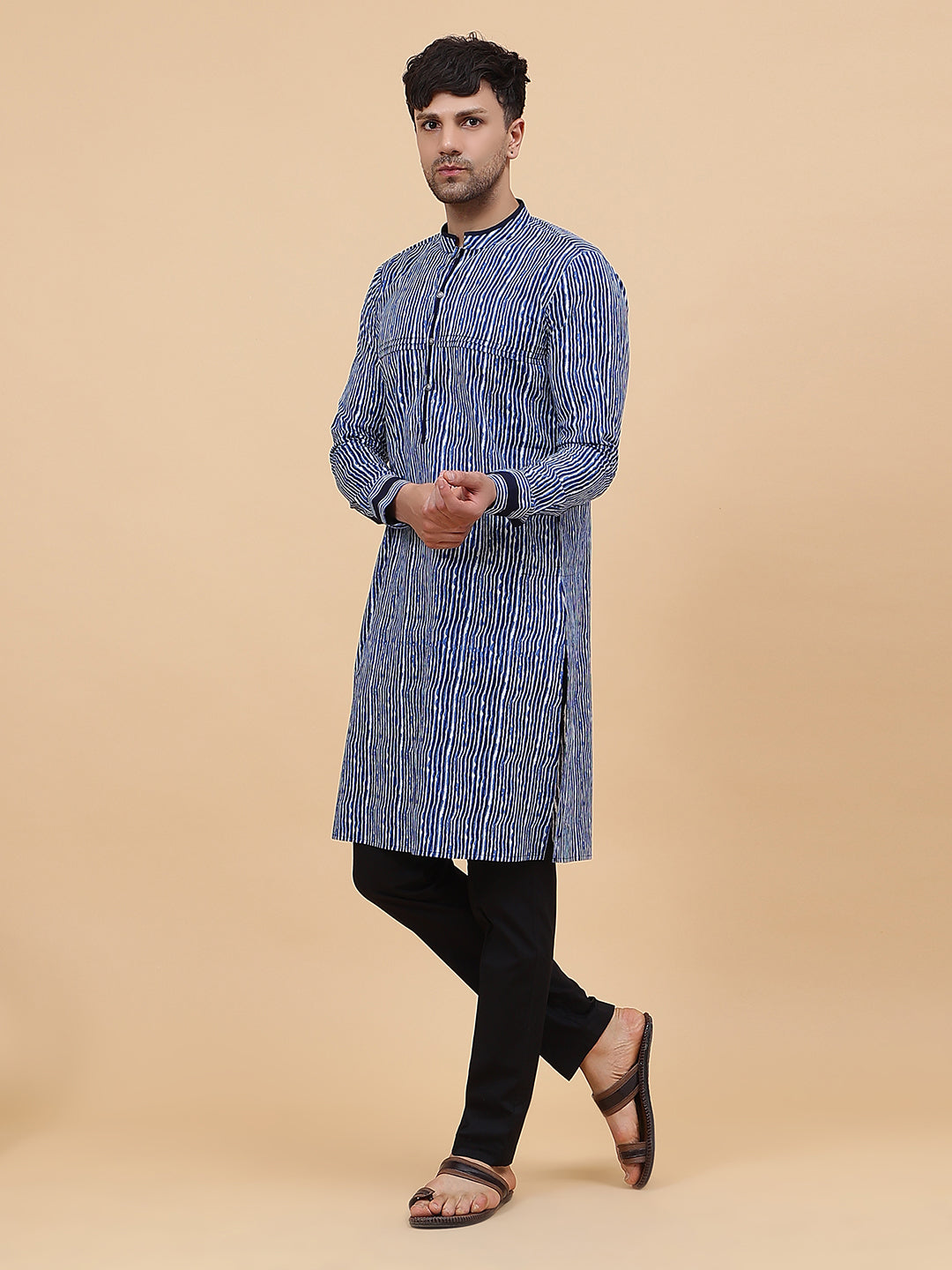 Men Blue and White Strip Printed Kurta With pyjama