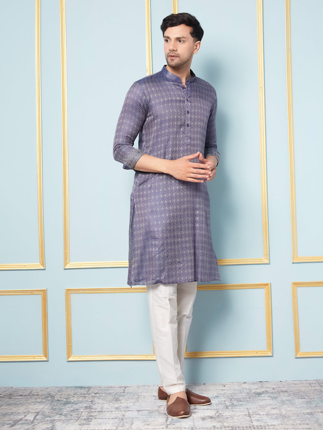 Men Navy Blue & Gold Woven Design Thread Work Kurta With Pajama